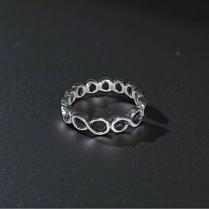 Elegant Silver Infinity Ring